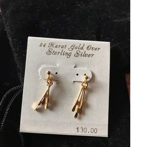 NTW gold color earrings